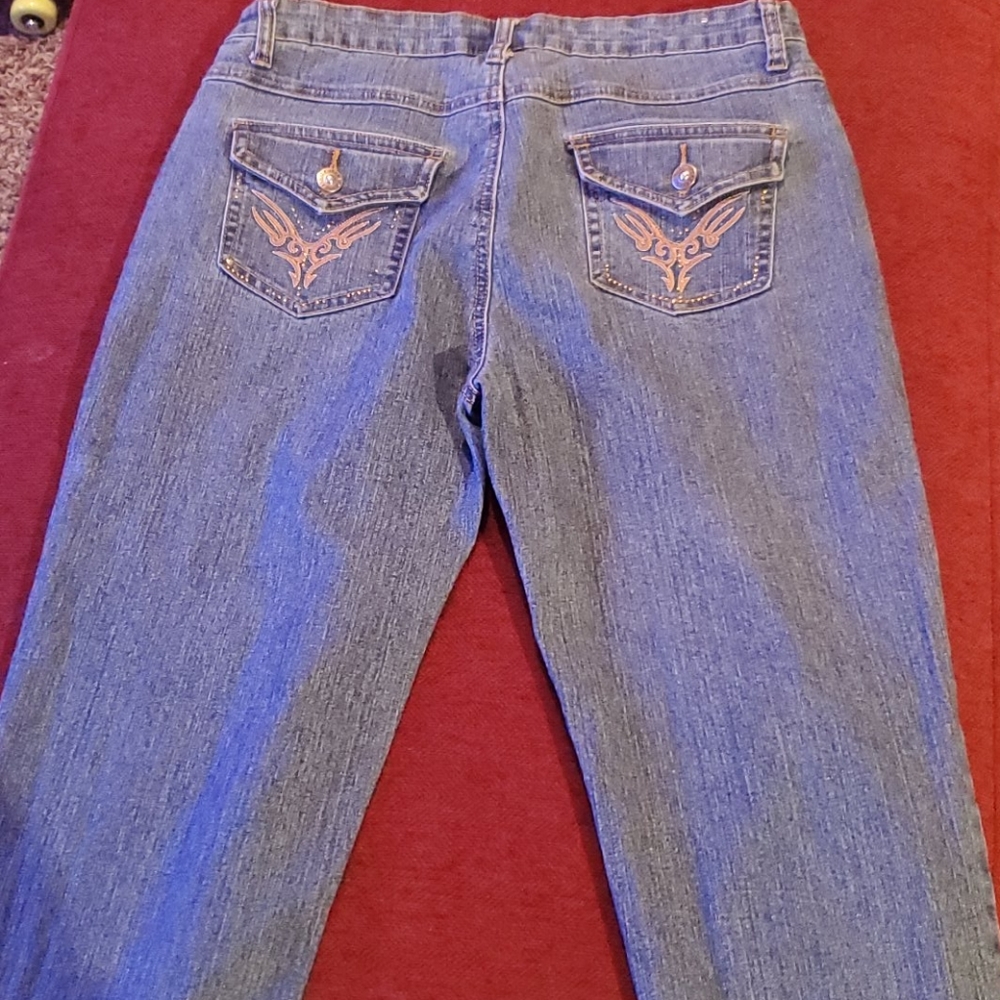Jeans - Picture 2 of 2